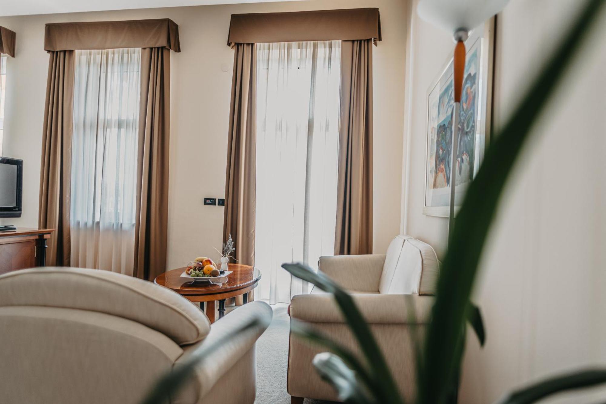 Chambre Double de Luxe avec Balcon - Vue sur Mer